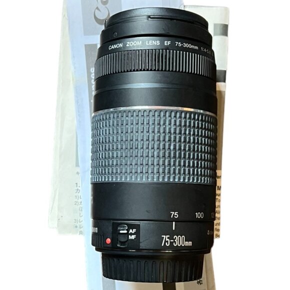 Canon EOS Rebel 2000 35mm SLR Film Camera, 2 Lenses/Filters/Strap/Camera Bag - Picture 9 of 16